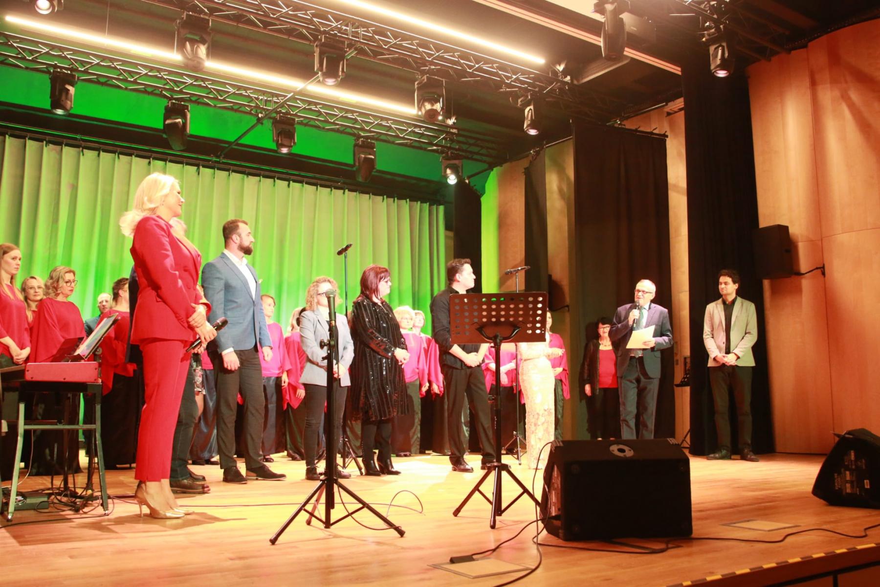 Koncert charytatywny Blisko Serca-Świątecznie