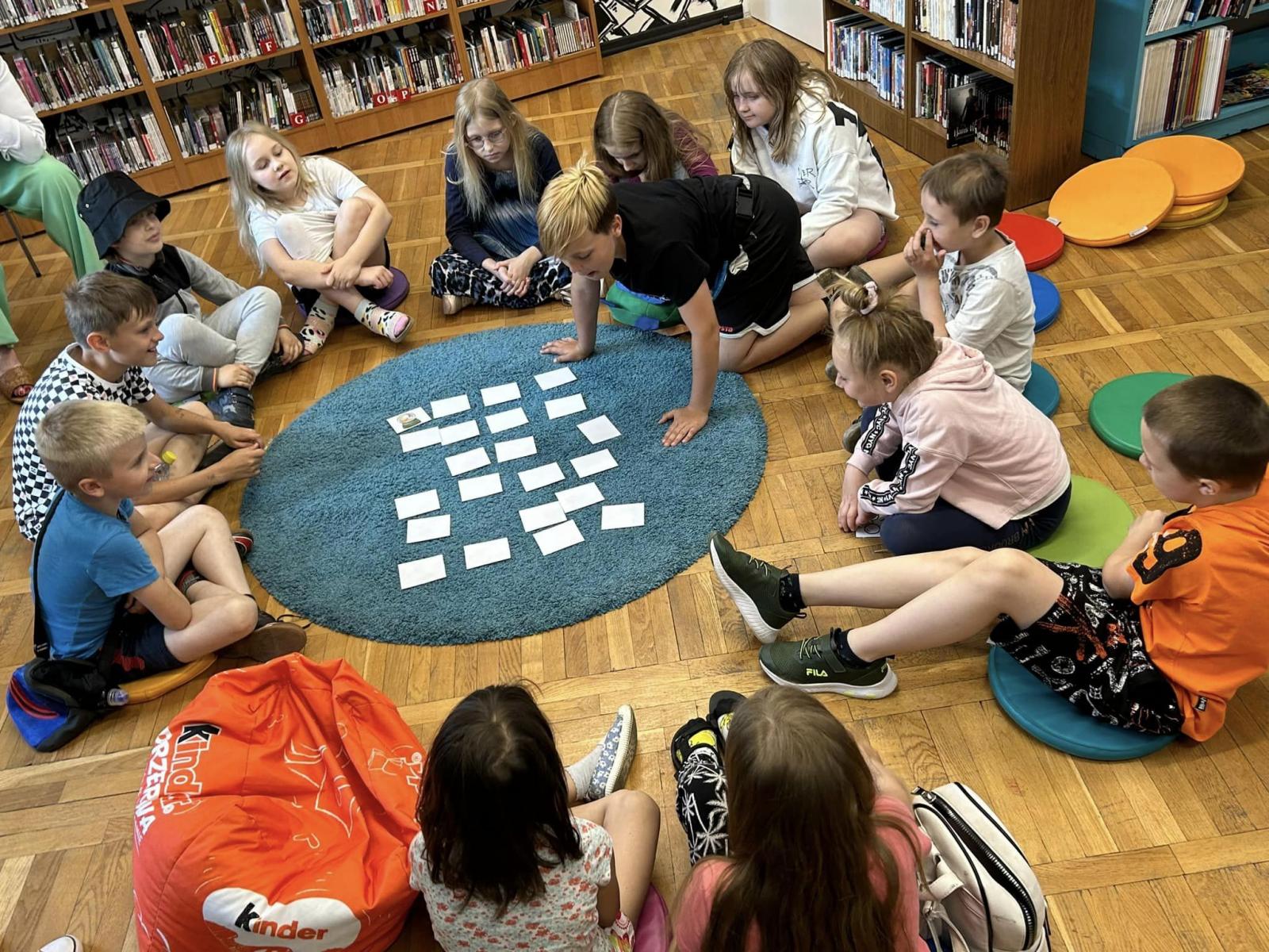 Dzieci z Placówki Wsparcia Dziennego nr 2 odwiedziły wystawę 