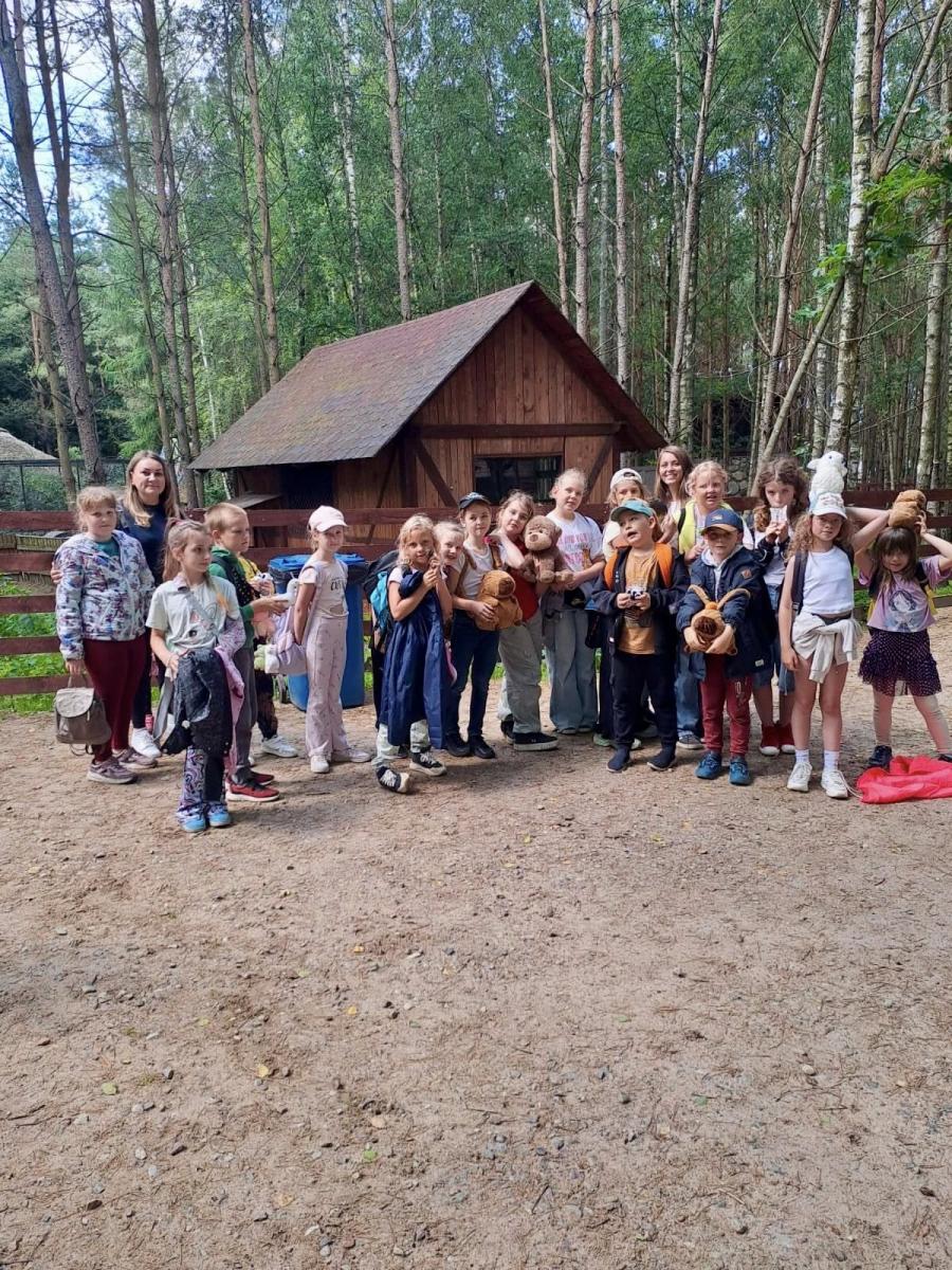 Wycieczka dzieci z Placówek Wsparcia Dziennego do Doliny Charlotty