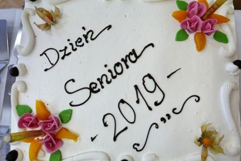 Artystycznie dla seniorów w ich dniu