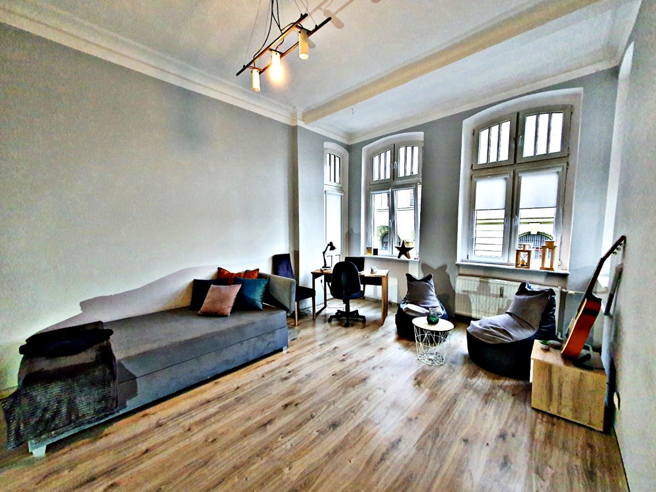 Mieszkanie chronione dla wychowanków pieczy zastępczej w 